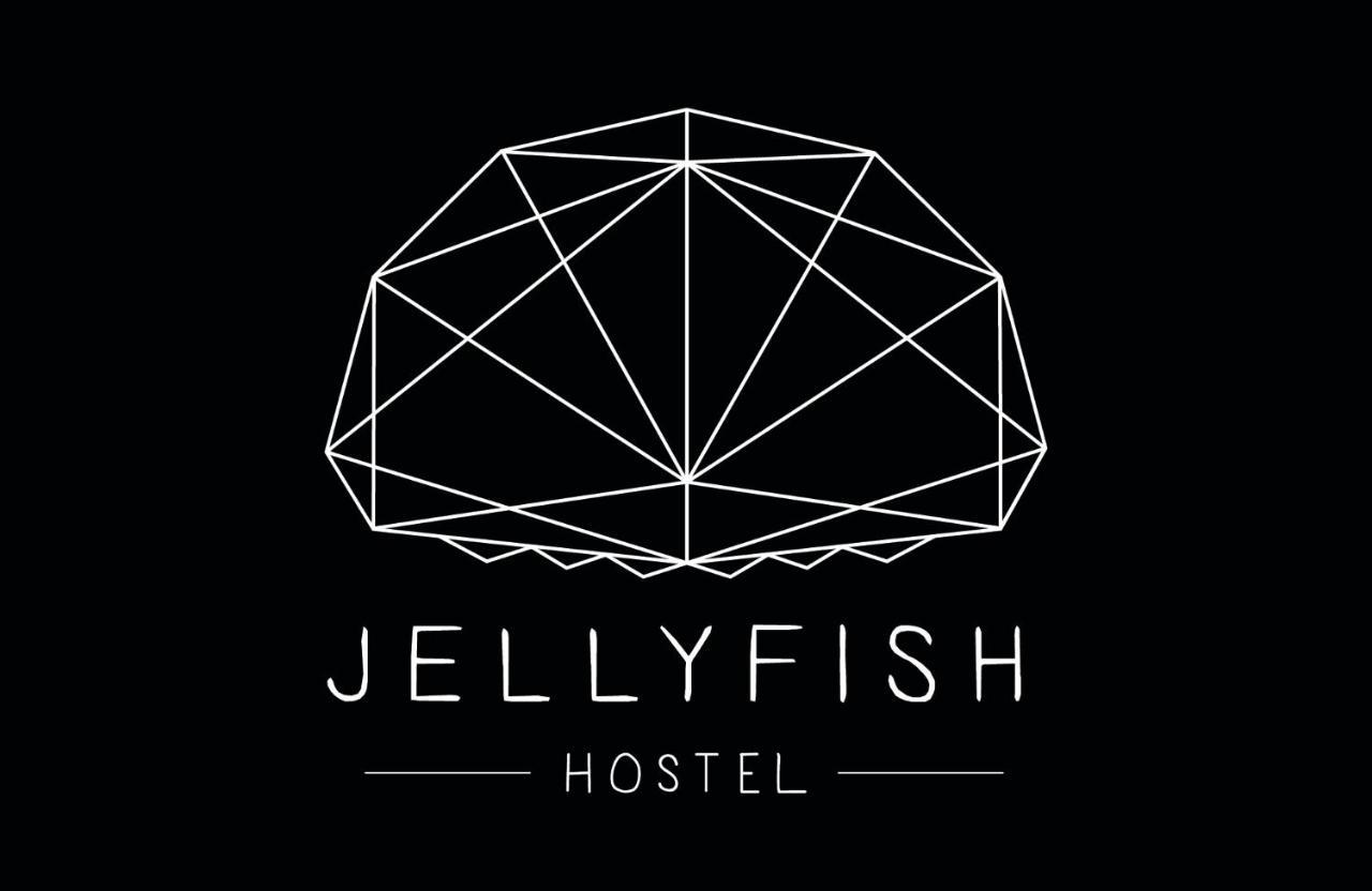 Jellyfish Hostel Джомтьен Экстерьер фото